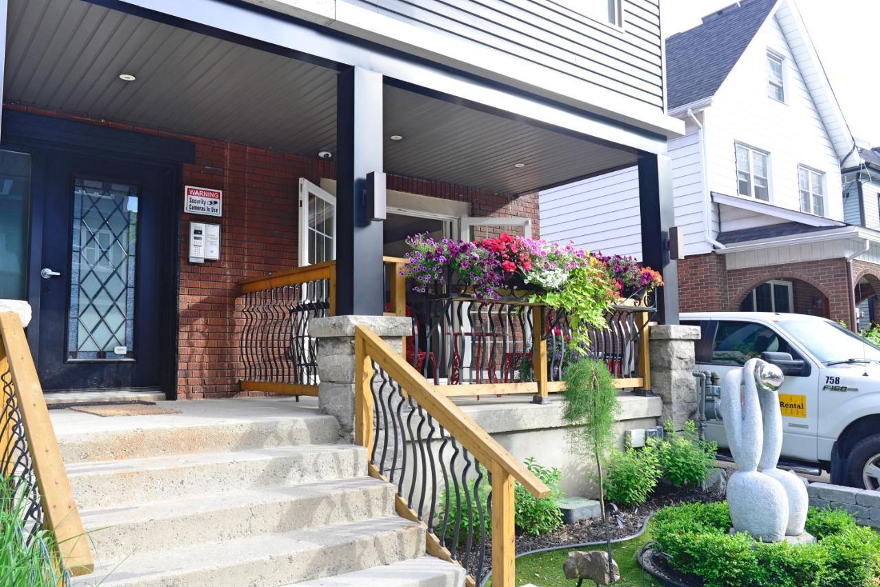 Ottawa Downtown Executive Apartment Retreat With Private Balcony Near Bank Street - Sleep Max 2 Exterior foto